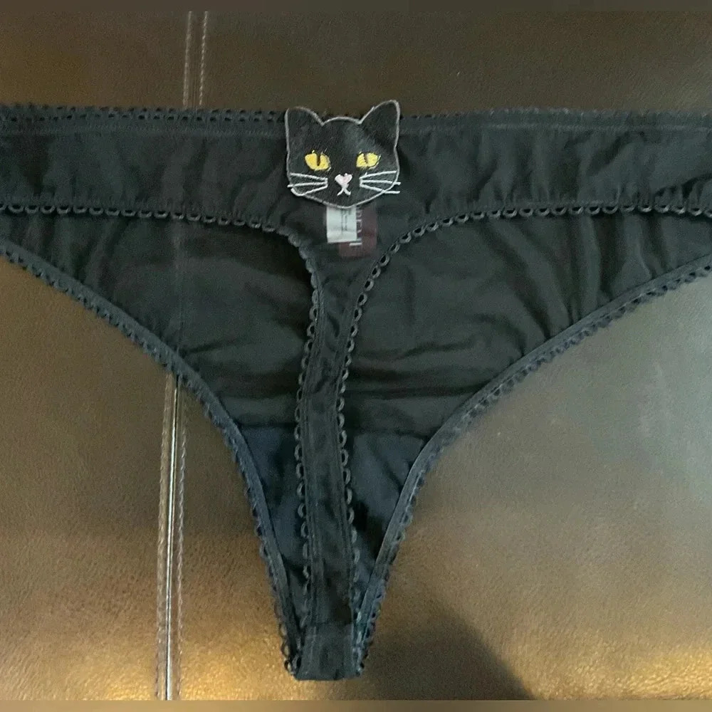Adore Me Alyshia Cat Thong Size 4X, NWT